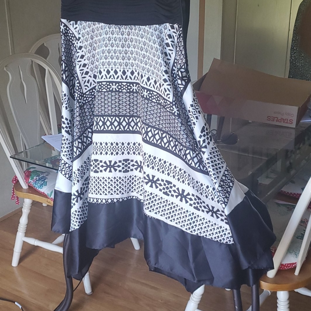 Cocktail Dress - Picture 2 of 2
